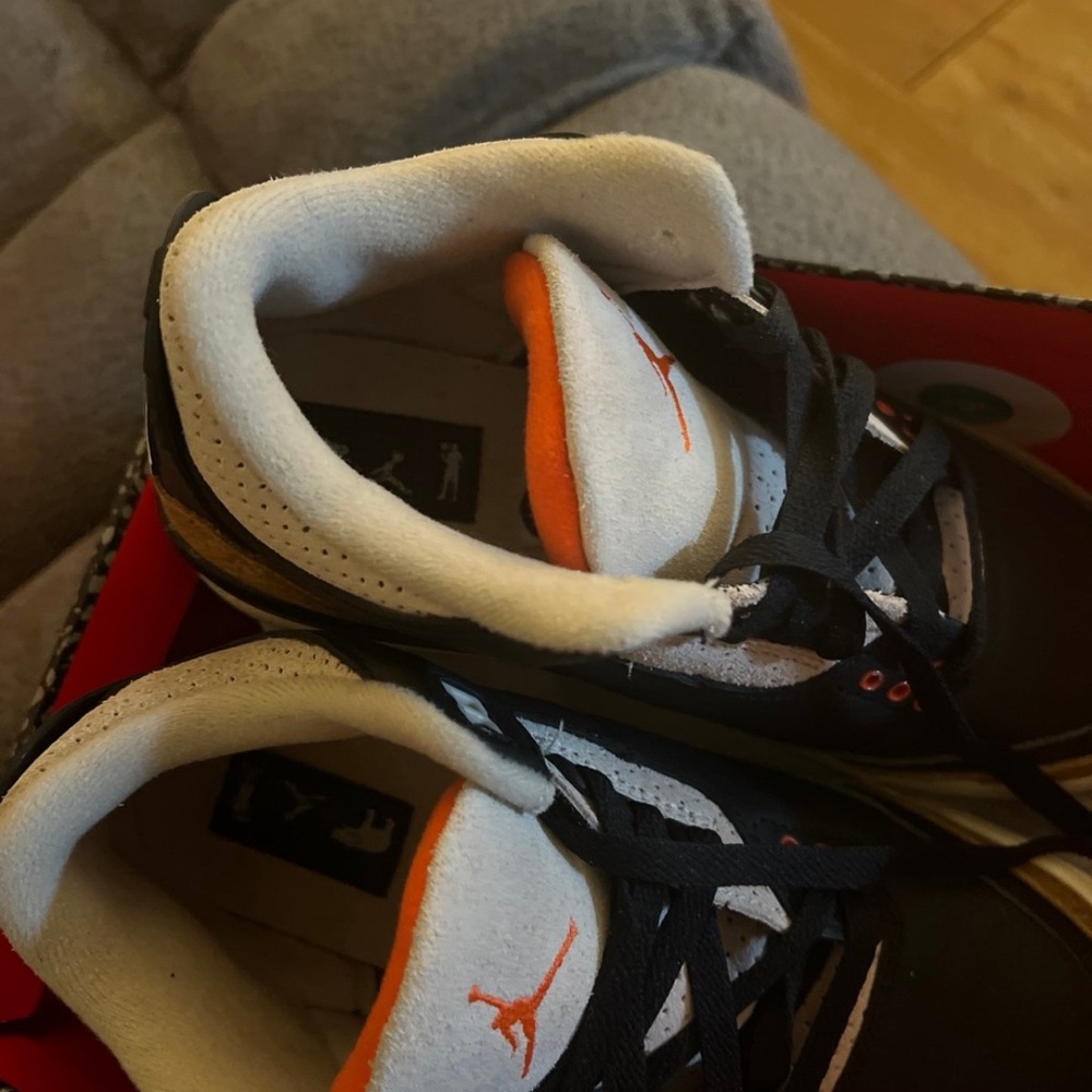 Jordan 3 - Picture 2 of 5